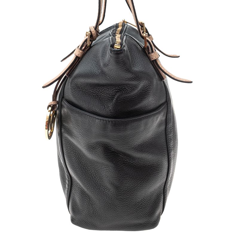 Bolsa-Michael-Kors-em-Couro-Preto