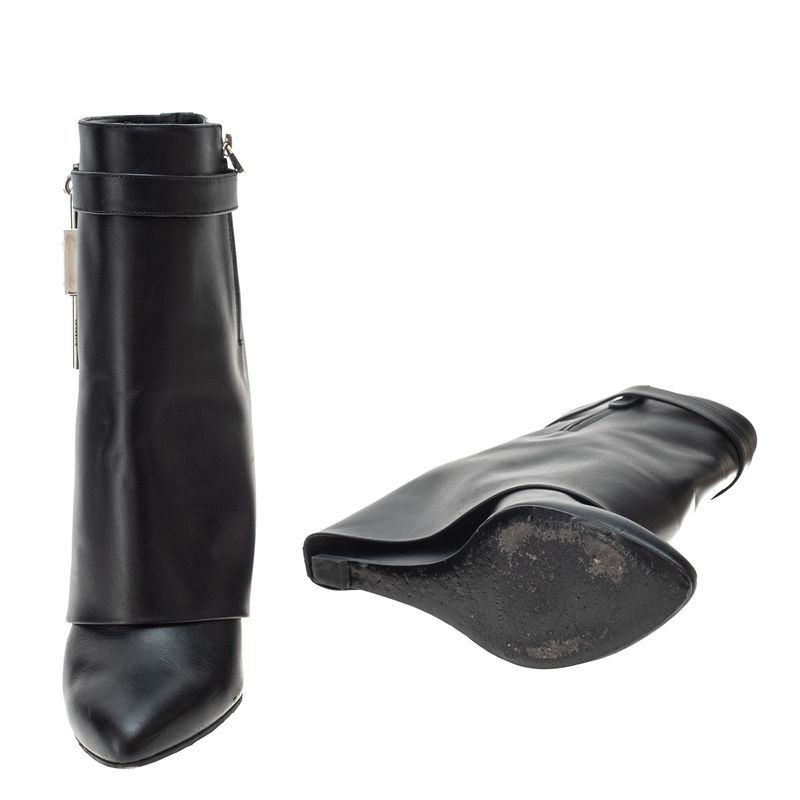 Bota-Givenchy-Shark-Lock-Couro-Preto-