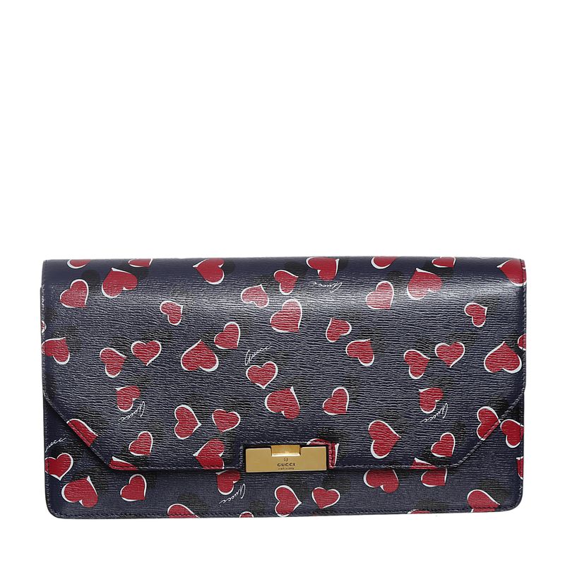 Clutch-Gucci-Estampa-Coracoes