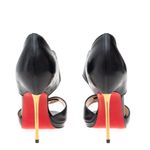 302160-Sandalia-Christian-Louboutin-Couro-Preto-e-Metal-2