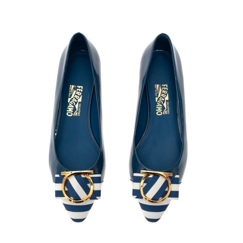 Sapatilha-Salvatore-Ferragamo-Verniz-Azul-e-Branco-