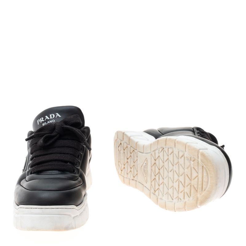 Tenis-Prada-Puffer-Couro-Preto-e-Branco-