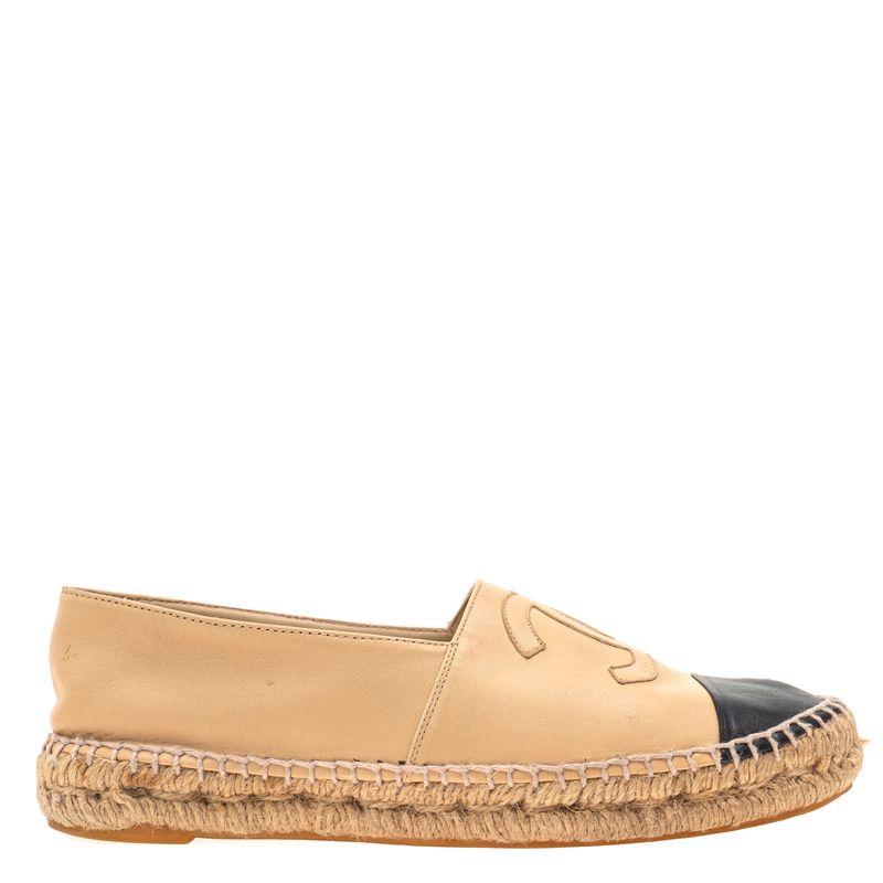 Espadrille-Chanel-CC-Couro-Bicolor-Preto-