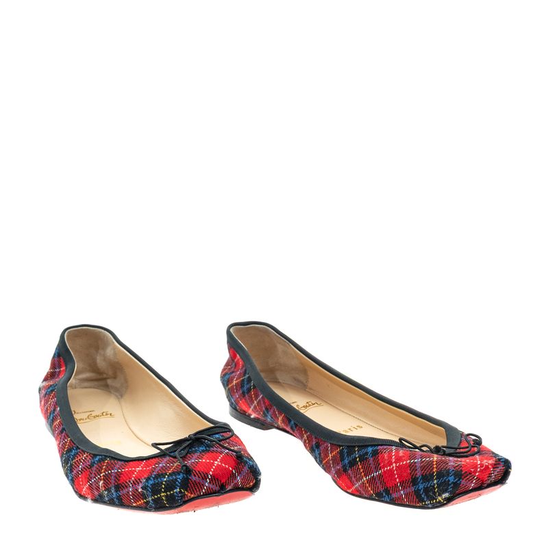 302426-Sapatilha-Christian-Louboutin-Xadrez-Vermelha-verso