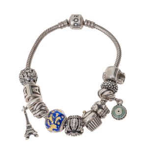 Pulseira Pandora Prata com Berloques