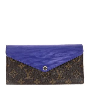 Carteira Louis Vuitton Sarah Monograma e Couro Epi